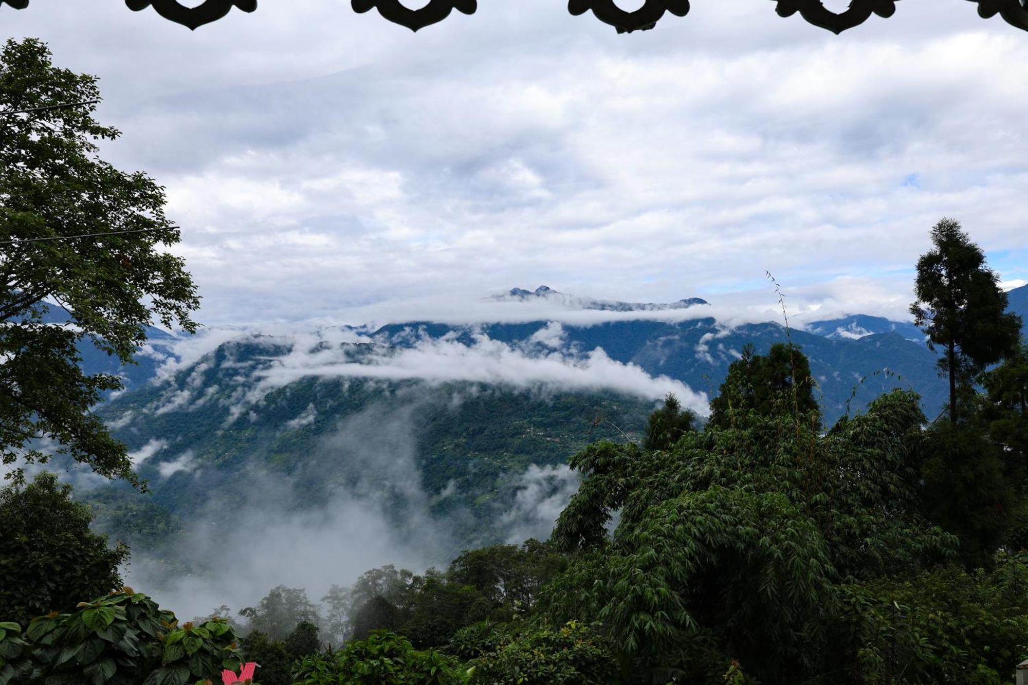 Wake In Himalayas Hostel Pelling Ngoại thất bức ảnh