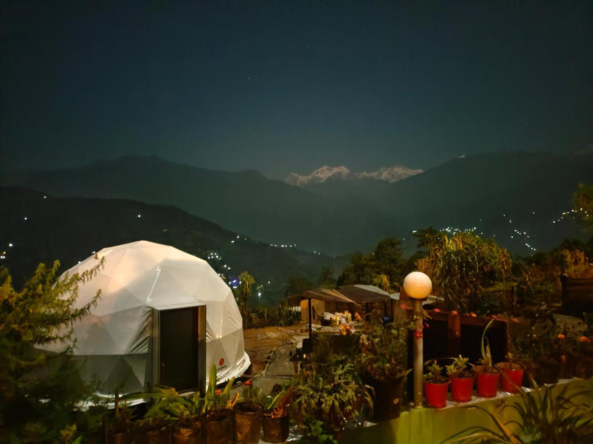 Wake In Himalayas Hostel Pelling Ngoại thất bức ảnh