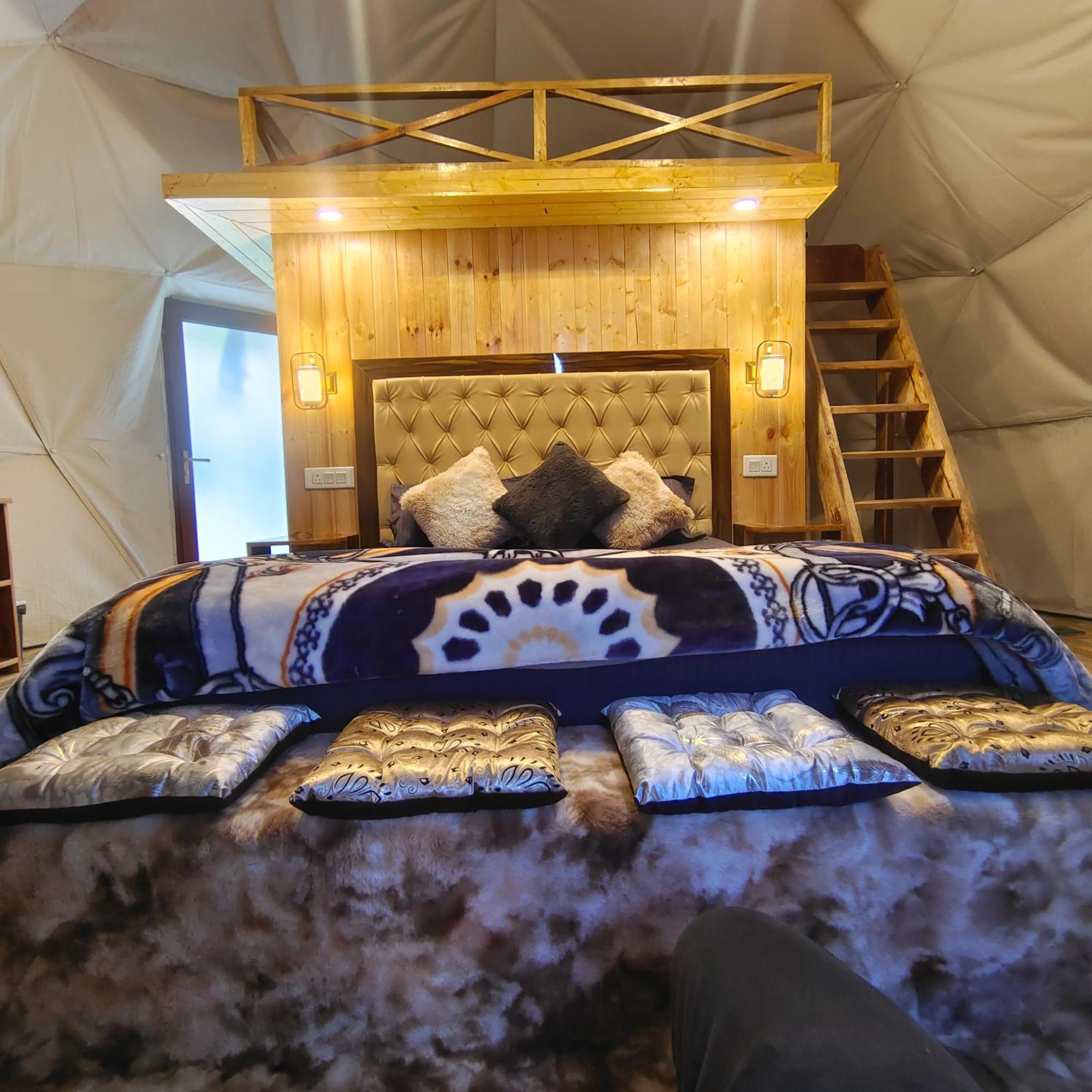 Wake In Himalayas Hostel Pelling Ngoại thất bức ảnh