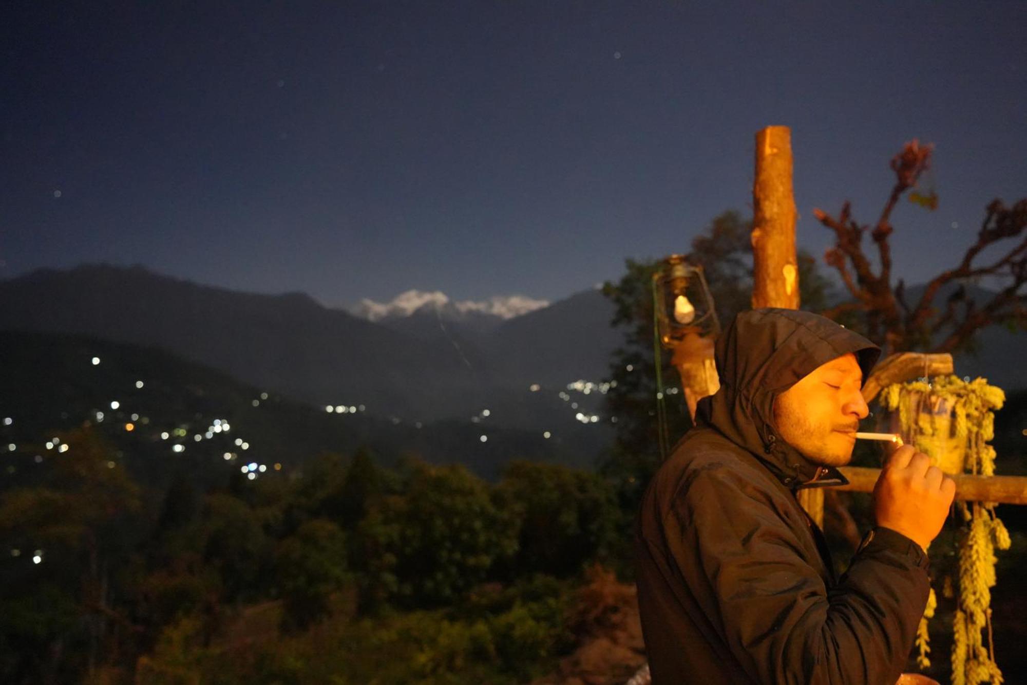 Wake In Himalayas Hostel Pelling Ngoại thất bức ảnh