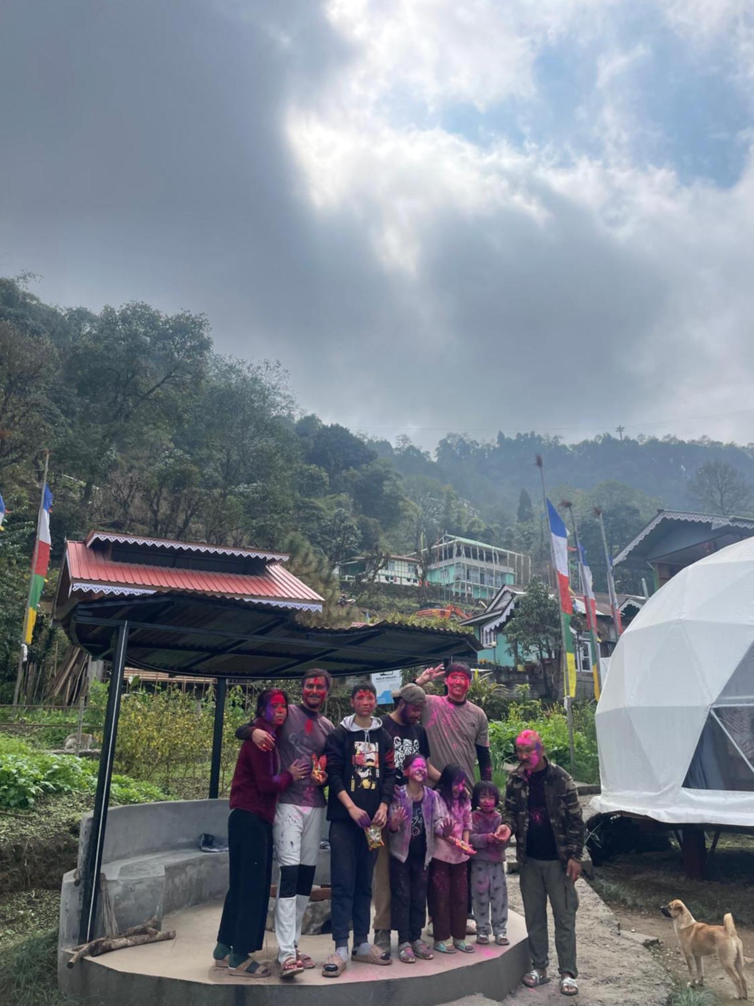 Wake In Himalayas Hostel Pelling Ngoại thất bức ảnh